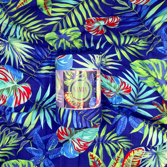 Beach Towel, Sarong, Beach Wrap - Picture 2 of 5